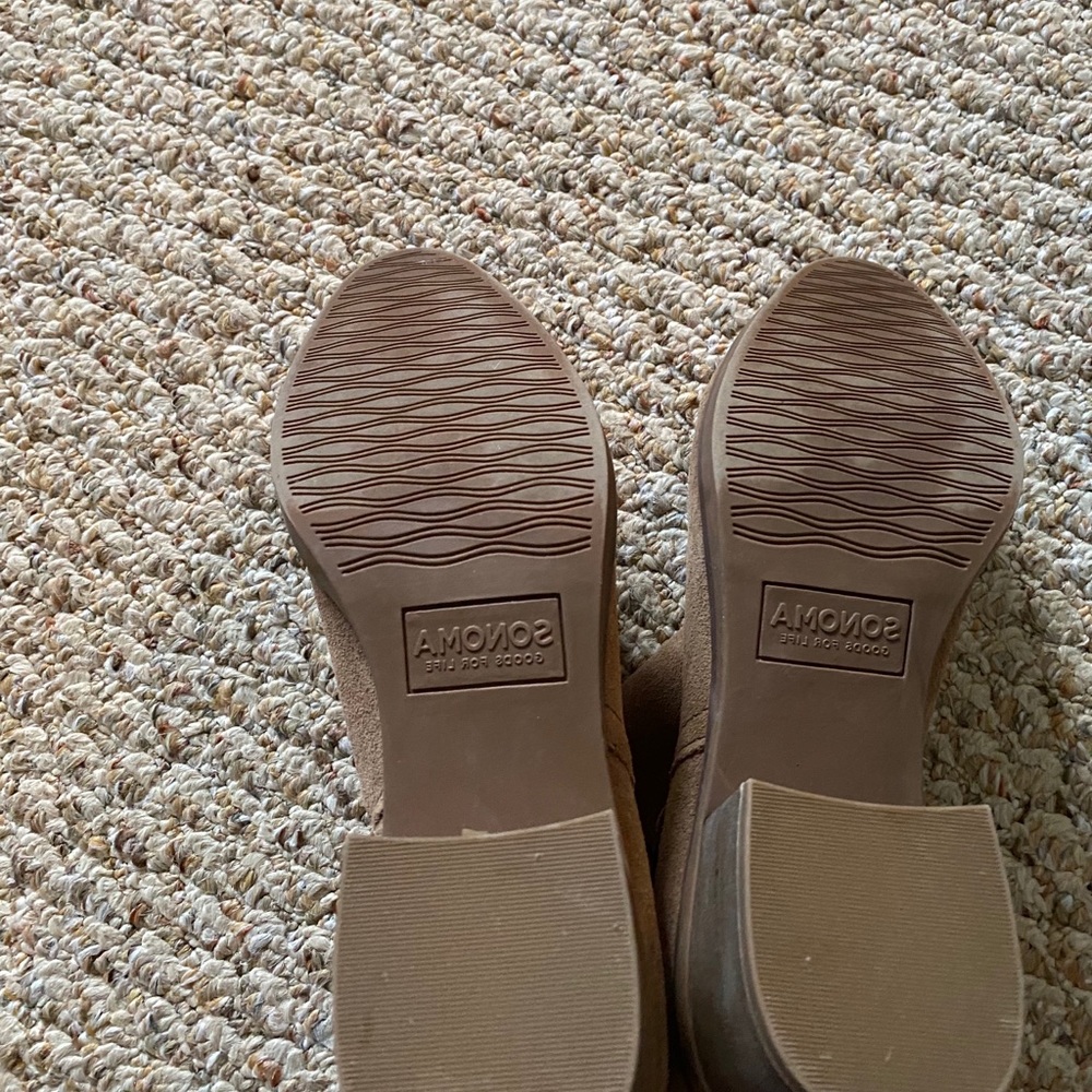 Booties - Picture 5 of 6